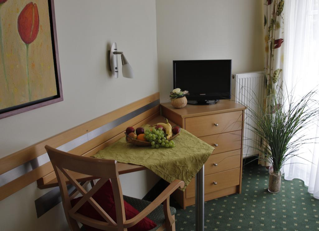 Apart-Hotel Pension Rossmayer Bad Füssing Szoba fotó